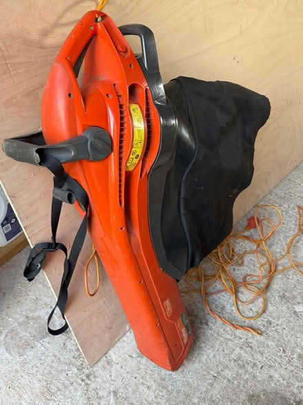 Photo of free Flymo Leaf Blower and vacuum (Vale of White Horse OX12) #1