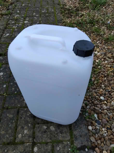 Photo of Water containers (for animals) (Northall LU6) #1