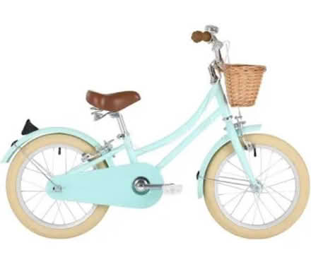 Photo of Girls bike for 5yo (KT6 Surbiton) #1