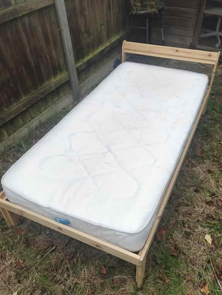 Photo of free Single bed (NW9) #1