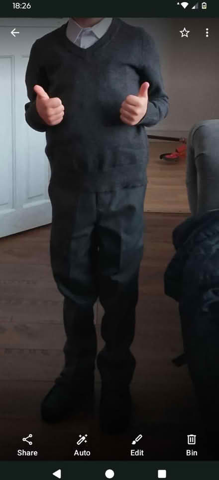 Photo of free School jumper (Belle vale l27) #1