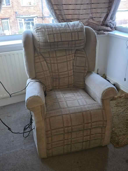 Photo of free Electric Recliner Chair (LS13) #1