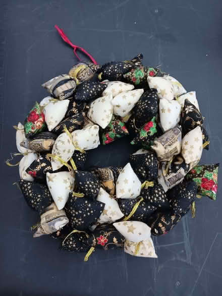 Photo of free Handmade Christmas wreath (Rainham ME8) #1