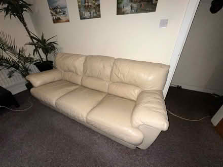 Photo of free 2 leather sofa (Lakeside DN4) #2