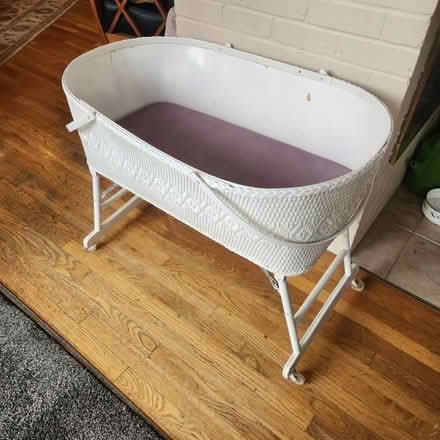 Photo of free Bassinet (Farmington Hills) #2