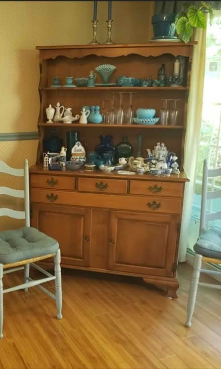 Photo of free Hutch/Cabinet w open shelves (West Salem) #3