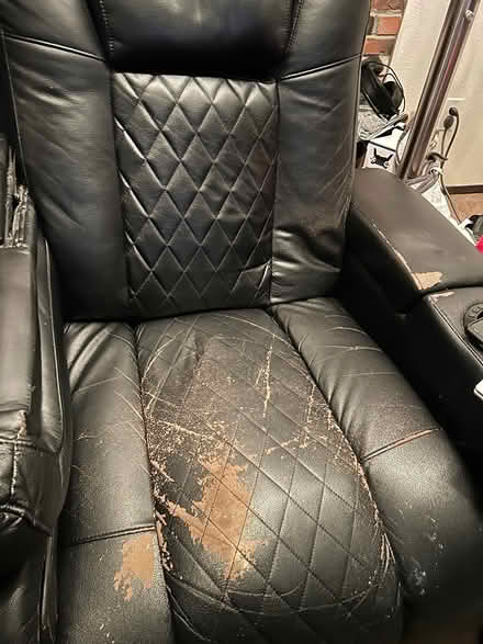 Photo of free Black leather couch usb lights (Renton near Fairwood) #1