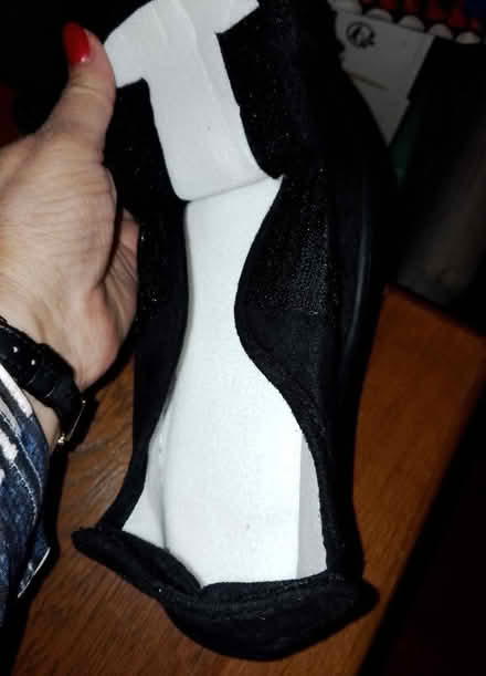 Photo of free New Comfort shoes slippers (Romford RM3) #3