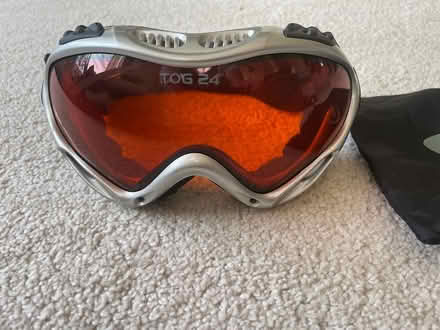 Photo of free Ski goggles (Yarnton ox51nd) #1