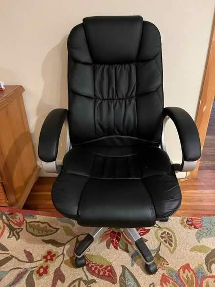 Photo of free Swivel desk chair (Rhinebeck village) #1