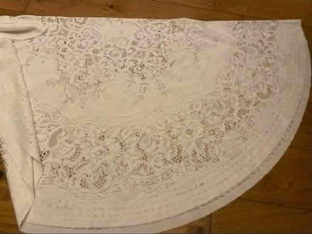 Photo of free Round lace Table Cloth (Cheshunt En8) #1
