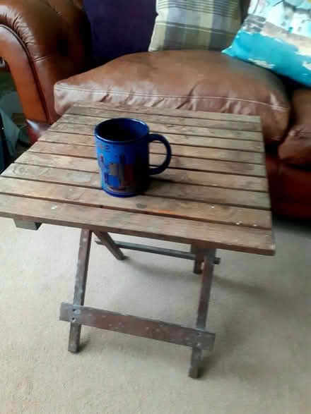 Photo of free Garden picnic table (Tooting SW17) #1