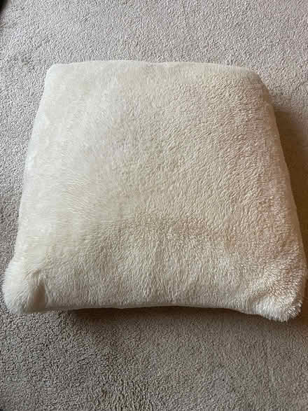 Photo of free Cream cushion (Yarnton ox51nd) #2
