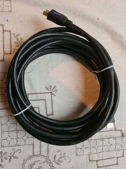Photo of free HDMI Cable - 5m (Oaklands nr Welwyn AL6) #1
