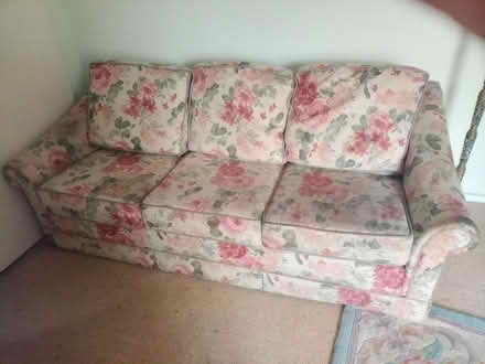 Photo of free 3 seater couch and arm chair (Ringwood East) #2