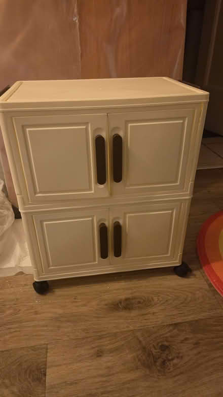 Photo of free Temu plastic storage container (Streatham Hill SW16) #1