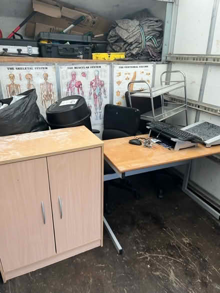 Photo of free Desk & Units (Crystal Palace) #3