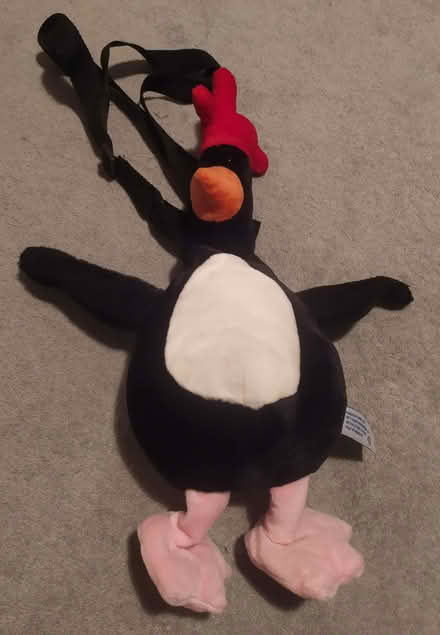 Photo of free Feathers McGraw soft toy bag (Hanover BN2) #1