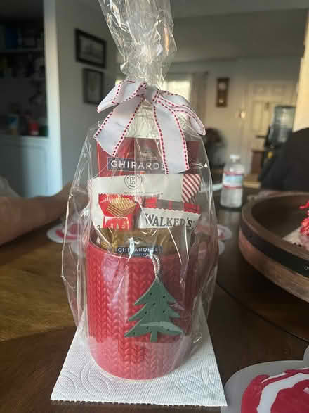 Photo of free Christmas coffee mug (Sunnyvale) #1