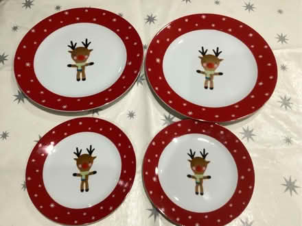 Photo of free Childrens’ Christmas plates (Braughing SG11) #1