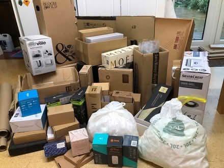 Photo of free Boxes & Packaging - Online Seller? (CV22 Bilton) #1