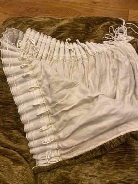 Photo of free Very Large Lined Curtain (Cheshunt En8) #3