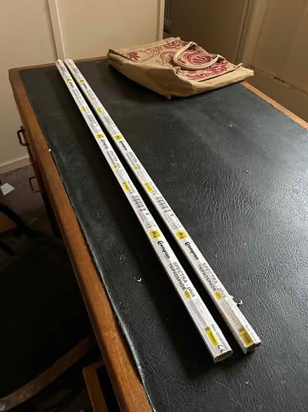 Photo of free 120cm fluorescent tubes (Sutton Coldfield B73) #2