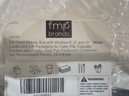 Photo of free Gift boxes and cups for baked goods (Lake Merritt Oakland CA) #2