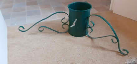 Photo of free Christma Tree base (CT2) #3