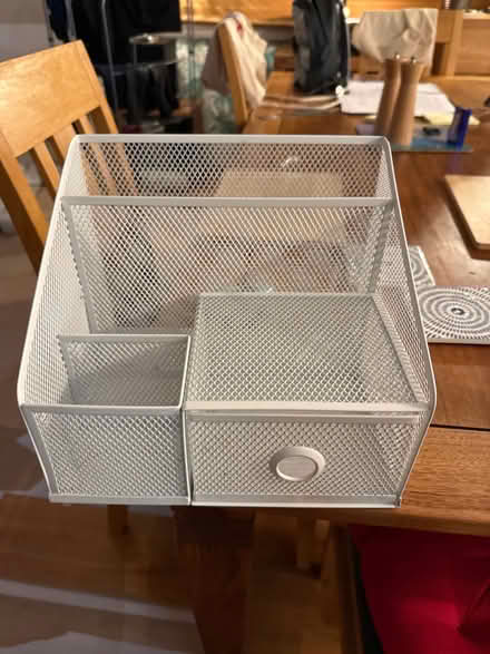 Photo of free Desk tidy (Merchiston EH10) #1