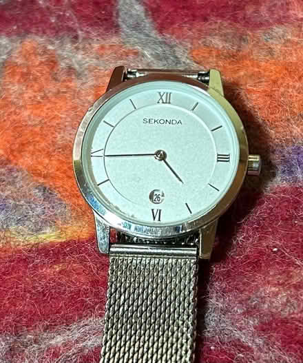 Photo of free Sekonda women’s watch (L26) #1
