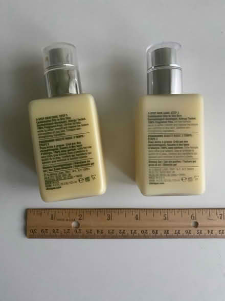 Photo of free CLINIQUE oily skin crème (Nr Fresh Pond & Mt Auburn Cem.) #2