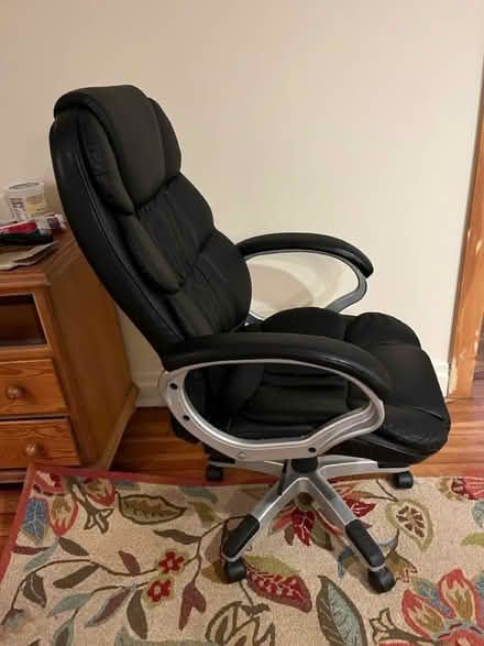 Photo of free Swivel desk chair (Rhinebeck village) #2
