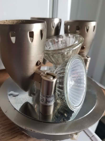 Photo of free Small spotlight ceiling fitting (Kendal LA9) #2