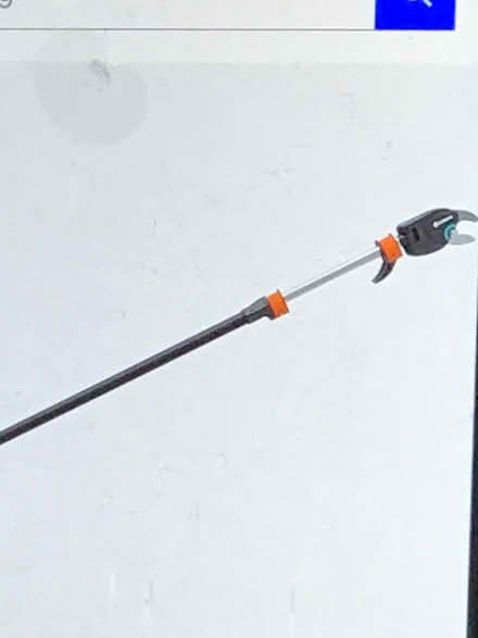 Photo of Telescopic tree pruner (Letchworth Garden City SG6) #1