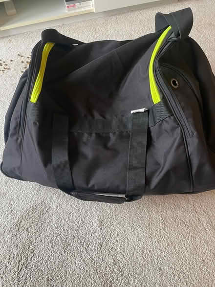 Photo of free Sports bag (Yarnton ox51nd) #2
