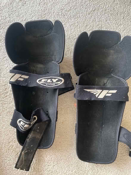 Photo of free MX Off-road knee guards (Yarnton ox51nd) #2