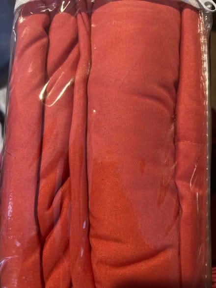 Photo of free One queen sheet set (Hollywood, MD) #1