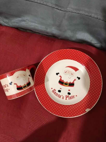 Photo of free Santa plate and mug (Gorebridge EH23) #1