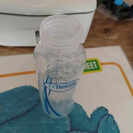 Photo of free 8oz Dr Brown Botttle (Darien) #2