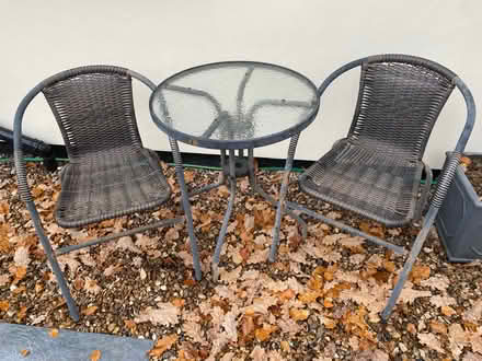 Photo of free Bistro table and 2 chairs (GU21) #1