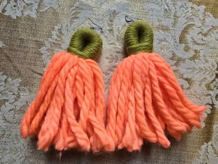 Photo of free XL Green & Orange Yarn Earrings (West 7th) #1