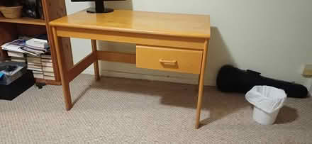 Photo of free Desk (Cutteslowe, OX2) #1