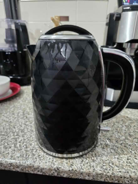 Photo of free Kettle and toaster (Ne5) #1