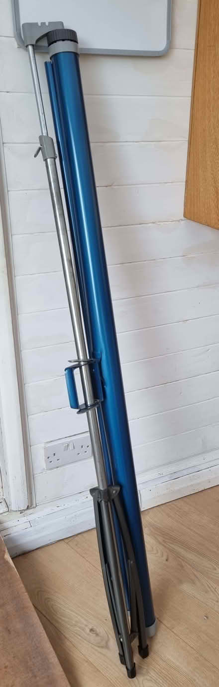 Photo of free Projector screen (Waltham Chase SO32) #2