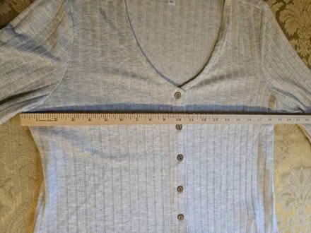 Photo of free Light Gray Long Sleeve (Time&Tru L) (West 7th) #3