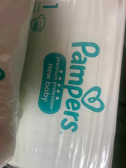 Photo of free Pampers nappies for new born (N7 9LA) #1