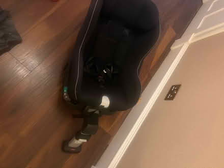 Photo of free Child isofix car seat (Leith) #2