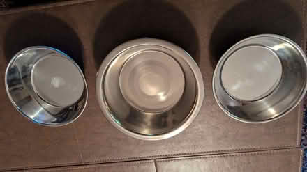 Photo of free Small Dog/Cat food or water bowls (Bellevue Bridle Trails area) #1