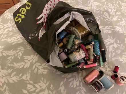 Photo of free Sewing thread (Bilston WV14) #1